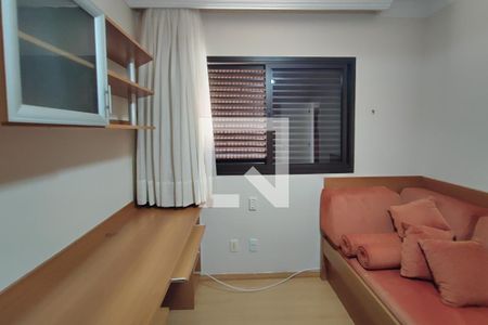 Apartamento à venda com 128m², 3 quartos e 3 vagasQuarto 3