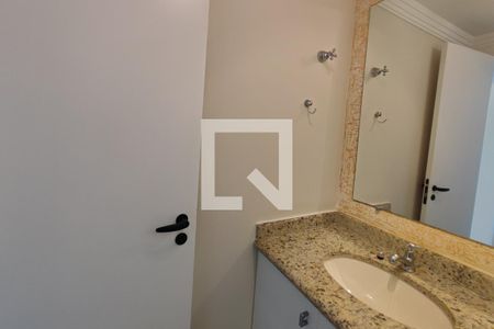 Apartamento à venda com 128m², 3 quartos e 3 vagasLavabo