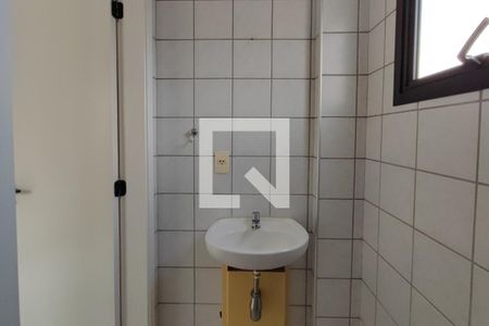 Apartamento à venda com 128m², 3 quartos e 3 vagasBanheiro de Serviço