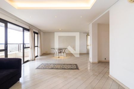 Sala de apartamento para alugar com 3 quartos, 221m² em Jardim Europa, São Paulo