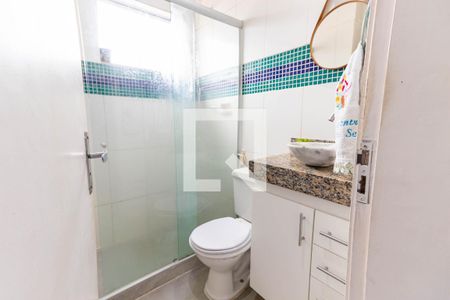 Apartamento à venda com 70m², 3 quartos e 1 vagaBanheiro 