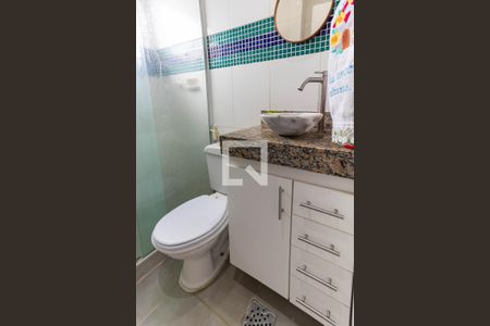 Apartamento à venda com 70m², 3 quartos e 1 vagaBanheiro 