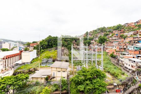 Vista da Sala de apartamento à venda com 3 quartos, 74m² em Icaraí, Niterói