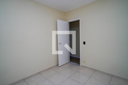 Quarto 2 de apartamento para alugar com 2 quartos, 53m² em Santa Rosa, Niterói