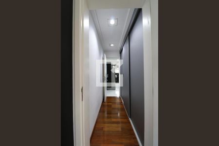 Apartamento à venda com 366m², 5 quartos e 5 vagasCorredor