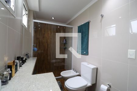 Apartamento à venda com 366m², 5 quartos e 5 vagasBanheiro da Suíte 2