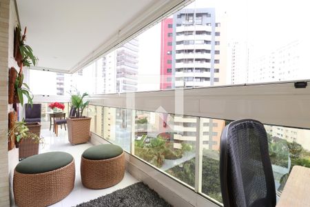 Apartamento à venda com 366m², 5 quartos e 5 vagasvaranda suite 2