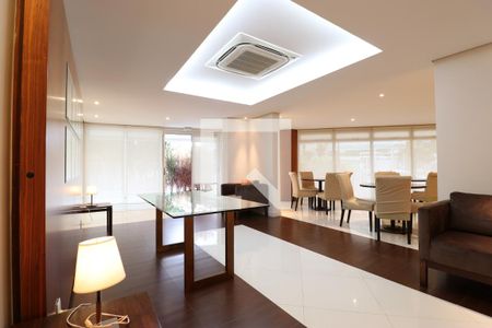 Apartamento à venda com 366m², 5 quartos e 5 vagasÁrea comum 