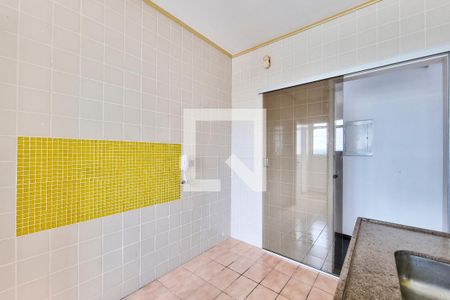 Apartamento para alugar com 95m², 3 quartos e 1 vaga Apartamento para alugar com 95m², 3 quartos e 1 vagaCozinha / Área de Serviço