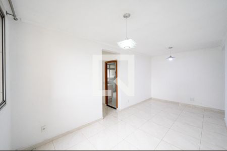 Sala de apartamento para alugar com 2 quartos, 60m² em Conjunto Residencial Jardim Canaã, São Paulo