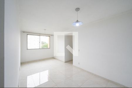 Sala de apartamento para alugar com 2 quartos, 60m² em Conjunto Residencial Jardim Canaã, São Paulo