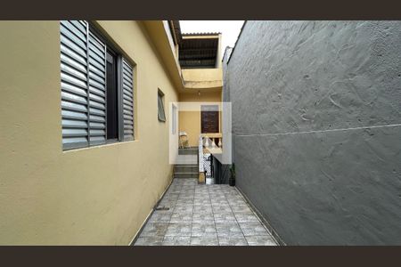 Casa à venda com 300m², 8 quartos e 3 vagas Casa à venda com 300m², 8 quartos e 3 vagasÁrea Comum - Entrada