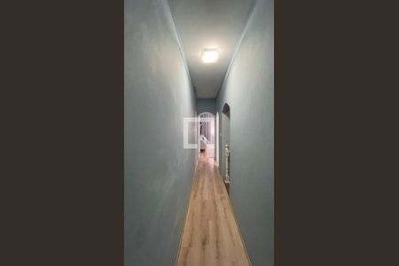 Casa à venda com 300m², 8 quartos e 3 vagas Casa à venda com 300m², 8 quartos e 3 vagasCasa 2 Corredor