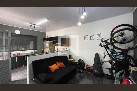 Casa à venda com 300m², 8 quartos e 3 vagas Casa à venda com 300m², 8 quartos e 3 vagasCasa 5 Sala