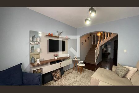 Casa à venda com 300m², 8 quartos e 3 vagas Casa à venda com 300m², 8 quartos e 3 vagasCasa 2 Sala