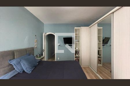 Casa à venda com 300m², 8 quartos e 3 vagas Casa à venda com 300m², 8 quartos e 3 vagasCasa 2 Quarto 3