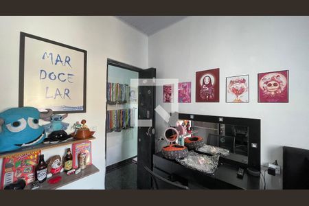 Casa à venda com 300m², 8 quartos e 3 vagas Casa à venda com 300m², 8 quartos e 3 vagasCasa 5 Quarto 1