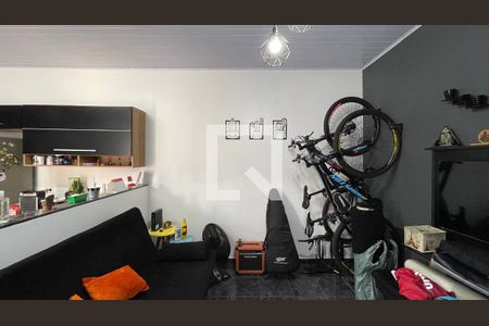 Casa à venda com 300m², 8 quartos e 3 vagas Casa à venda com 300m², 8 quartos e 3 vagasCasa 5 Sala