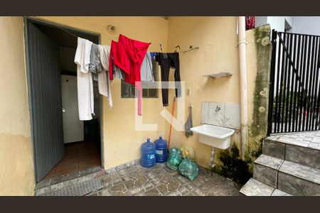 Casa à venda com 300m², 8 quartos e 3 vagas Casa à venda com 300m², 8 quartos e 3 vagasCasa 4 Área de Serviço