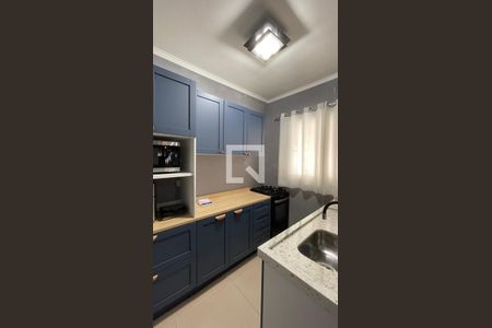 Casa à venda com 300m², 8 quartos e 3 vagas Casa à venda com 300m², 8 quartos e 3 vagasCasa 2 Cozinha