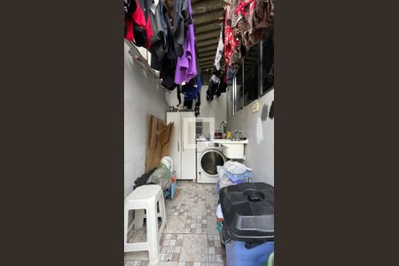 Casa à venda com 300m², 8 quartos e 3 vagas Casa à venda com 300m², 8 quartos e 3 vagasCasa 5 Área de Serviço