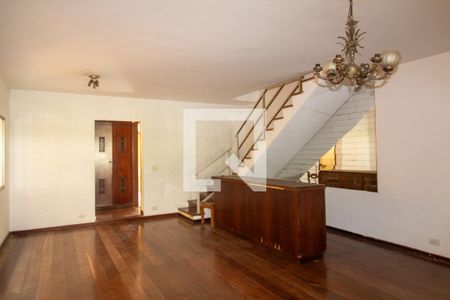 Sala de casa para alugar com 3 quartos, 174m² em Santo Amaro, São Paulo