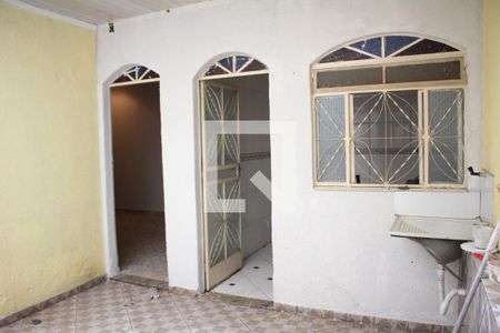 Casa à venda com 150m², 3 quartos e sem vagaÁrea de Serviço