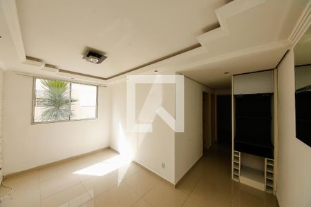 Sala de apartamento para alugar com 2 quartos, 42m² em Jardim Santa Teresinha, São Paulo