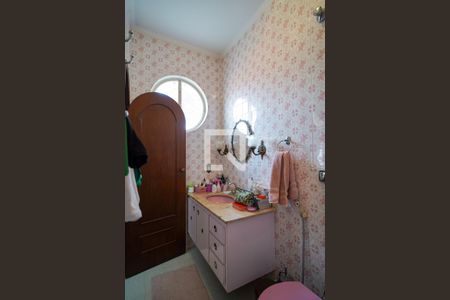 Casa para alugar com 327m², 3 quartos e 5 vagasBanheiro da Suíte 2