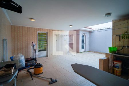 Casa para alugar com 327m², 3 quartos e 5 vagasÁrea de Serviço