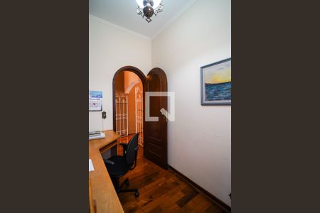 Casa para alugar com 327m², 3 quartos e 5 vagasEscritório