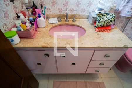 Casa para alugar com 327m², 3 quartos e 5 vagasBanheiro da Suíte 2