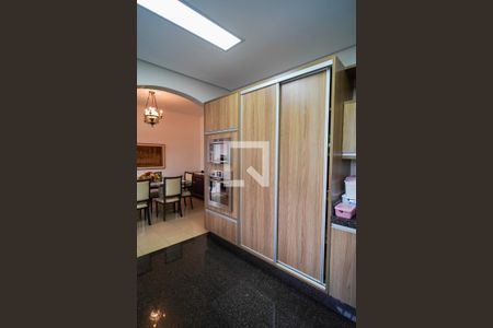 Casa para alugar com 327m², 3 quartos e 5 vagasCozinha