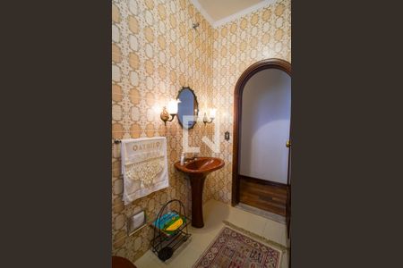 Casa para alugar com 327m², 3 quartos e 5 vagasBanheiro