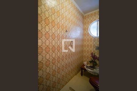 Casa para alugar com 327m², 3 quartos e 5 vagasBanheiro