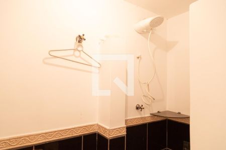 Casa à venda com 350m², 4 quartos e 3 vagas Casa à venda com 350m², 4 quartos e 3 vagasBanheiro Social