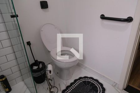 Casa à venda com 350m², 4 quartos e 3 vagas Casa à venda com 350m², 4 quartos e 3 vagasBanheiro