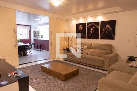 Sala de casa à venda com 4 quartos, 350m² em Vila Claudia, São Paulo