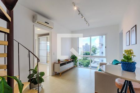 Sala de apartamento para alugar com 1 quarto, 87m² em Azenha, Porto Alegre