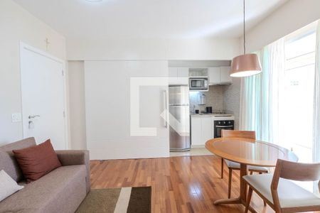 Sala/Cozinha de apartamento para alugar com 1 quarto, 37m² em Bela Vista, São Paulo