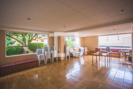 Apartamento para alugar com 80m², 2 quartos e 1 vaga Apartamento para alugar com 80m², 2 quartos e 1 vagaÁrea comum - Salão de festas