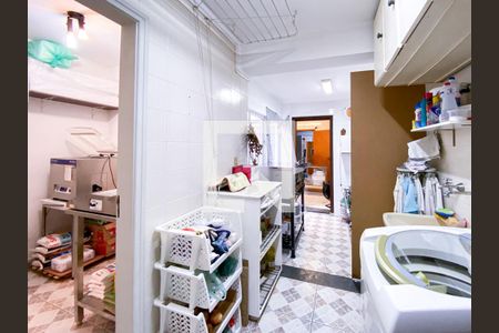 Casa à venda com 106m², 2 quartos e 1 vagaCozinha 