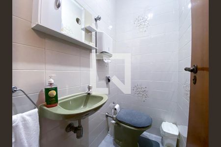 Casa à venda com 106m², 2 quartos e 1 vagaLavabo 