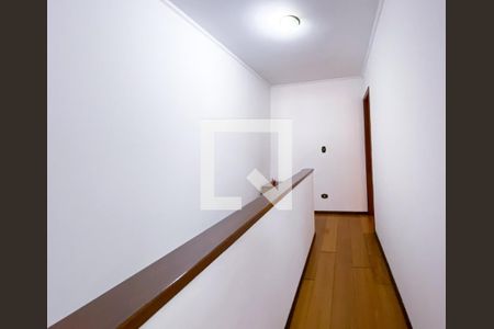 Casa à venda com 106m², 2 quartos e 1 vagaEscada