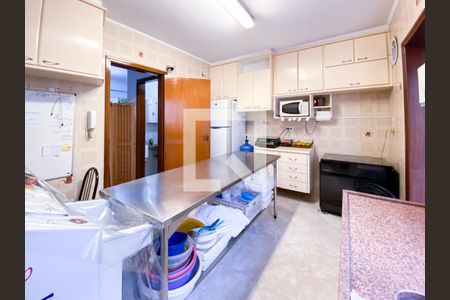 Casa à venda com 106m², 2 quartos e 1 vagaCozinha 