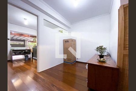 Casa à venda com 106m², 2 quartos e 1 vagaSala