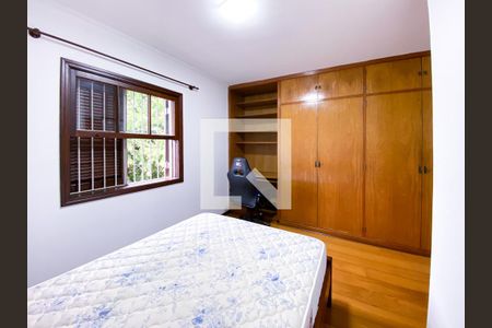 Quarto 1  de casa à venda com 2 quartos, 106m² em Vila Polopoli, São Paulo