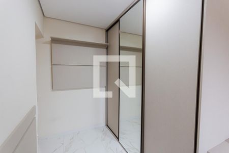 Quarto  de apartamento para alugar com 2 quartos, 47m² em Vila Camilopolis, Santo André