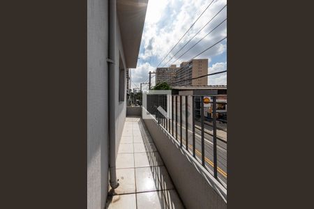 Varanda de casa para alugar com 2 quartos, 70m² em Vila Ema, São Paulo