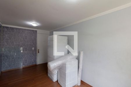 Sala de apartamento para alugar com 2 quartos, 44m² em Jardim Danfer, São Paulo